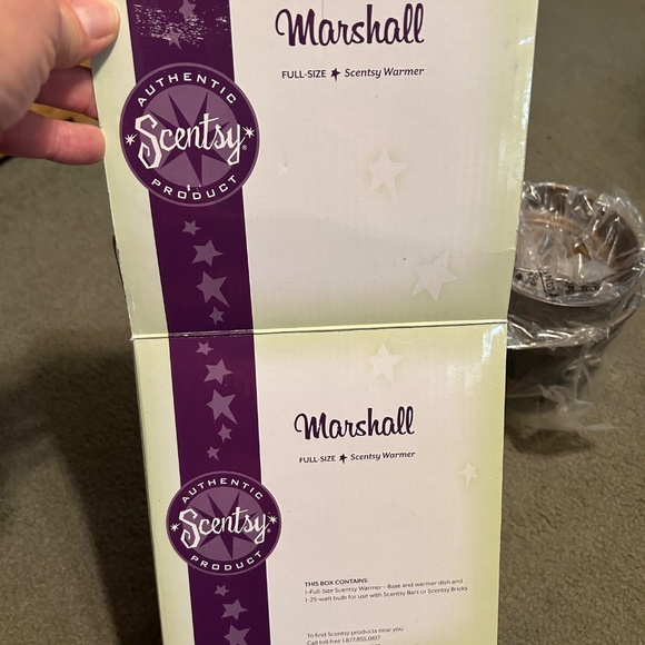 Retired Scentsy Marshall Full size Warmer 2010 - Picture 8 of 8